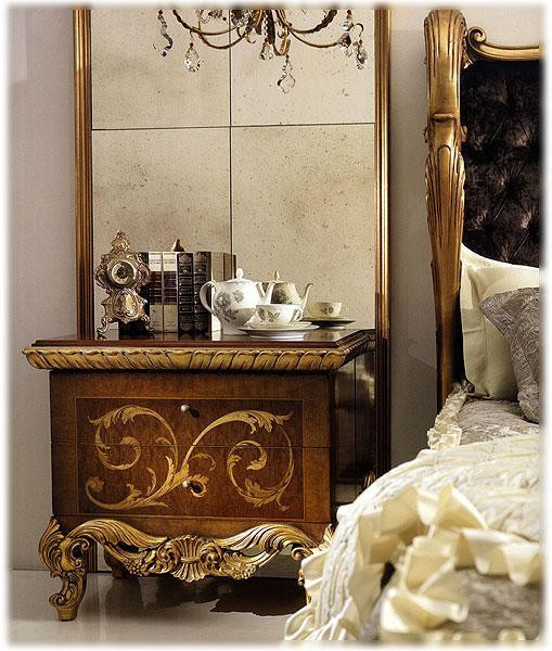 Nightstand Cappellini intagli 830/C