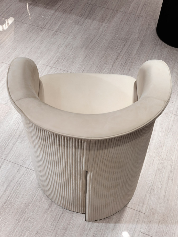 Armchair Visionnaire Carmen padded