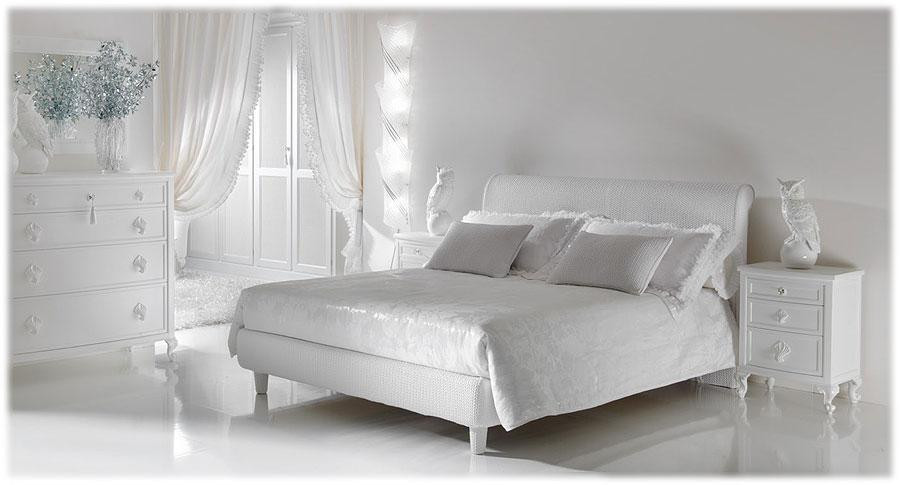 Bed Burton Halley Couture 142Av - 2