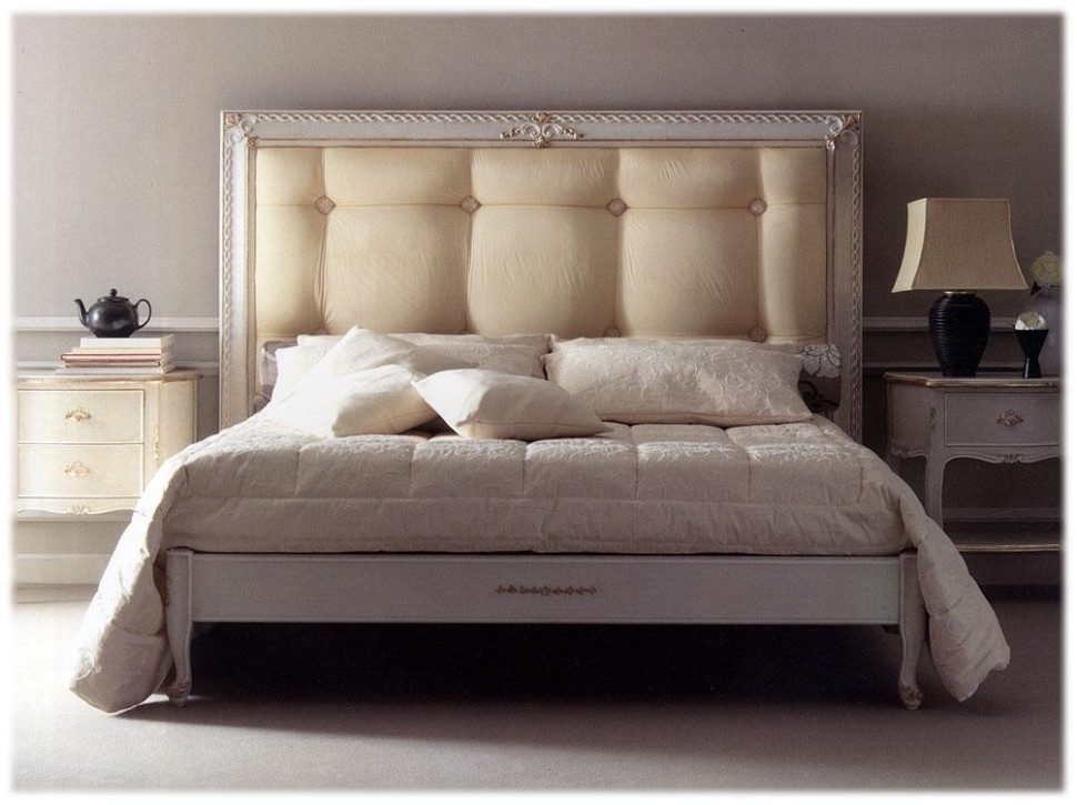 Bed Florence art Glamour design 6301