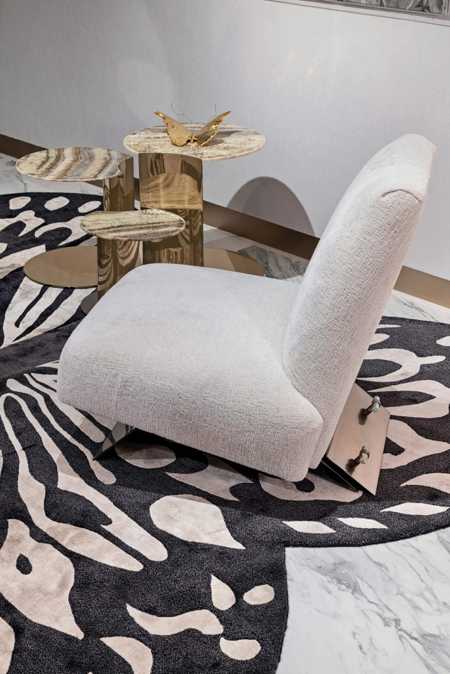 Armchair Visionnaire Aries
