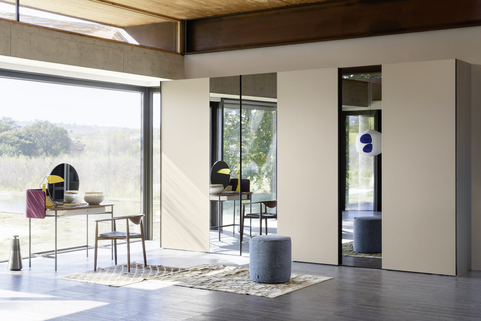 Wardrobe Novamobili Offset Sliding Door