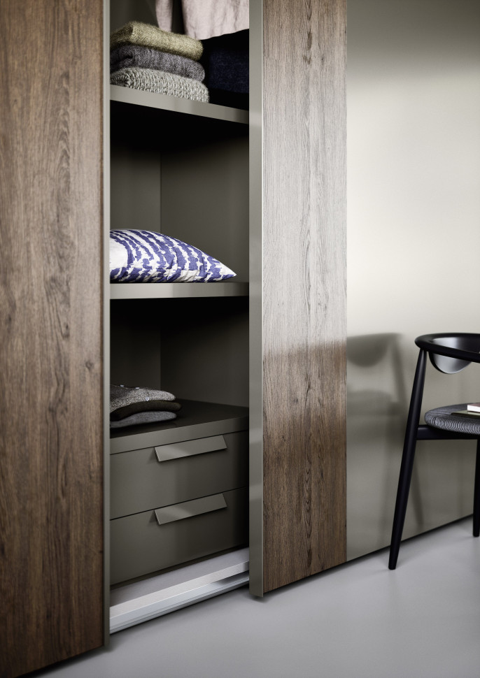 Wardrobe Novamobili Offset Sliding Door
