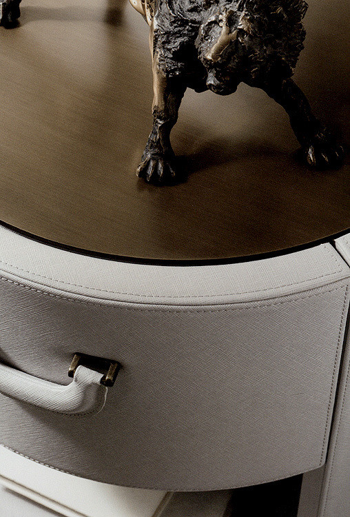 Nightstand Cantori Chic atmosphere Valentino 03