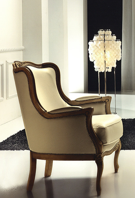 Armchair Formerin Charming and luxurios mood Aston poltrona
