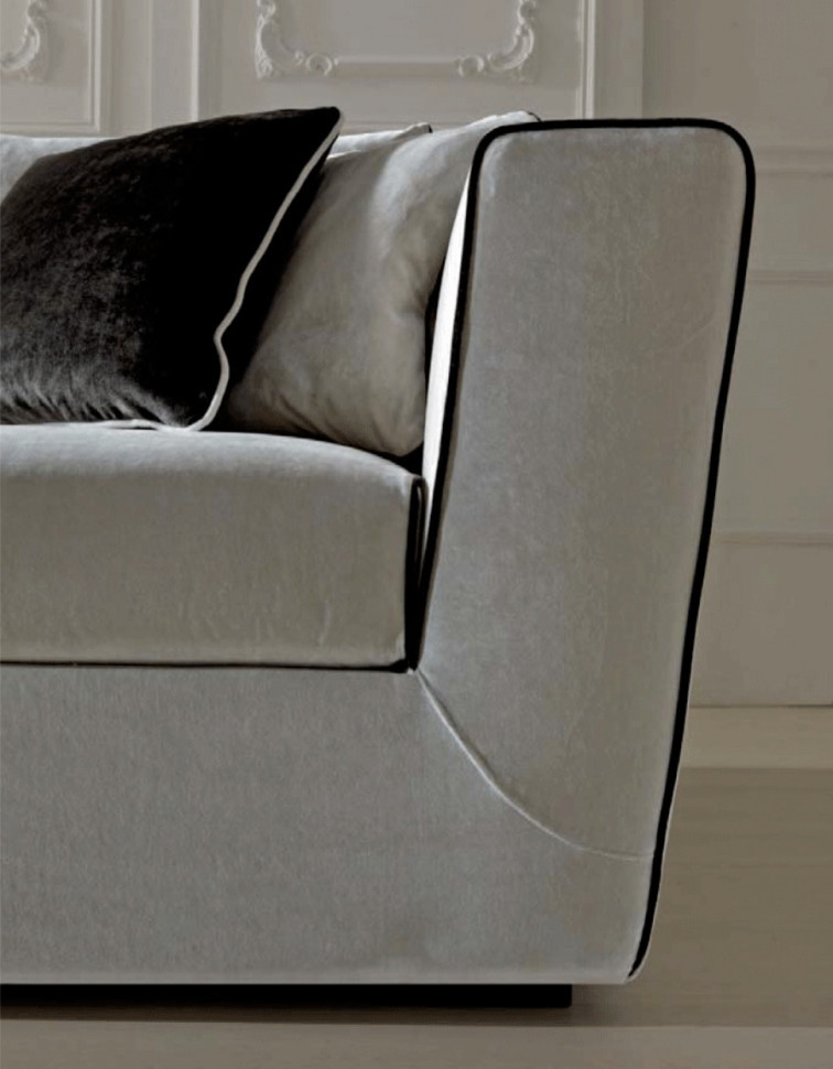 Sofa Asnaghi Lambert