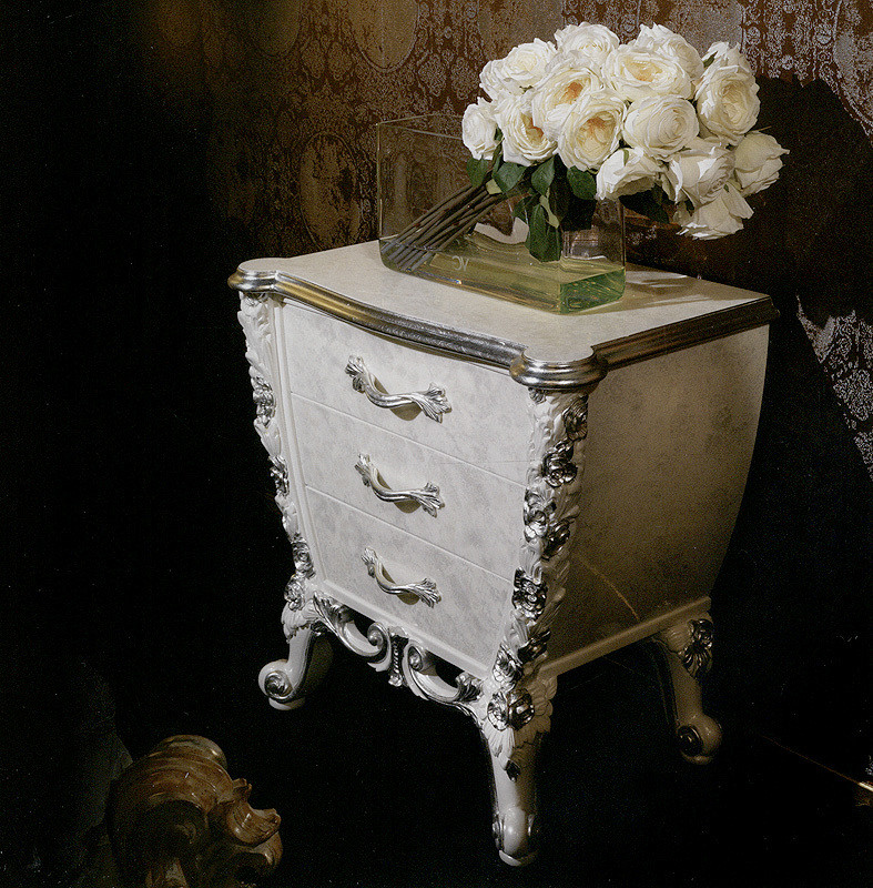 Nightstand Ezio bellotti Platinum vol. ii 3581