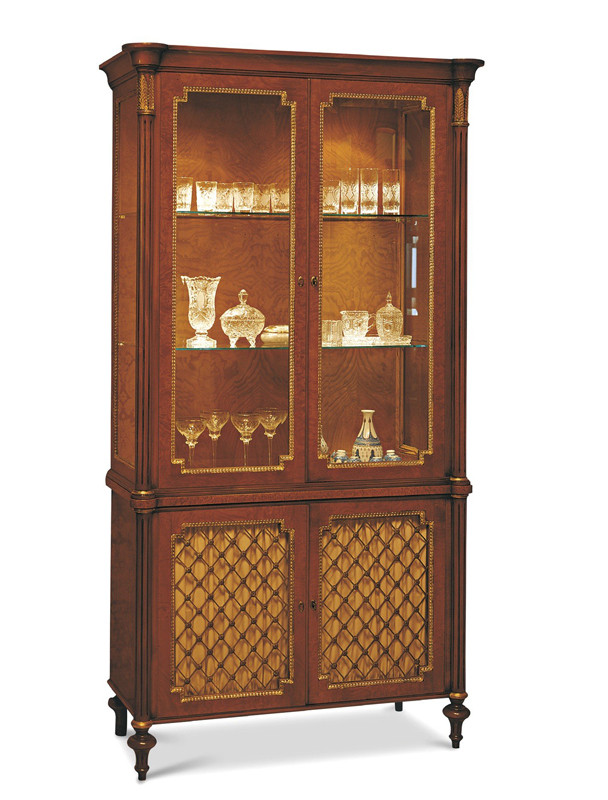 Showcase Francesco molon New empire V47