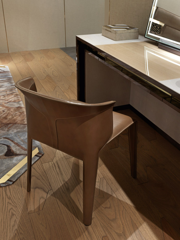 Chair Visionnaire Anastasia