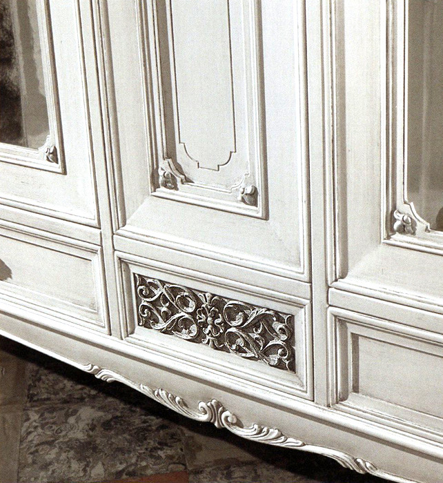 Showcase Giuliacasa Leonardo F-44/v-le