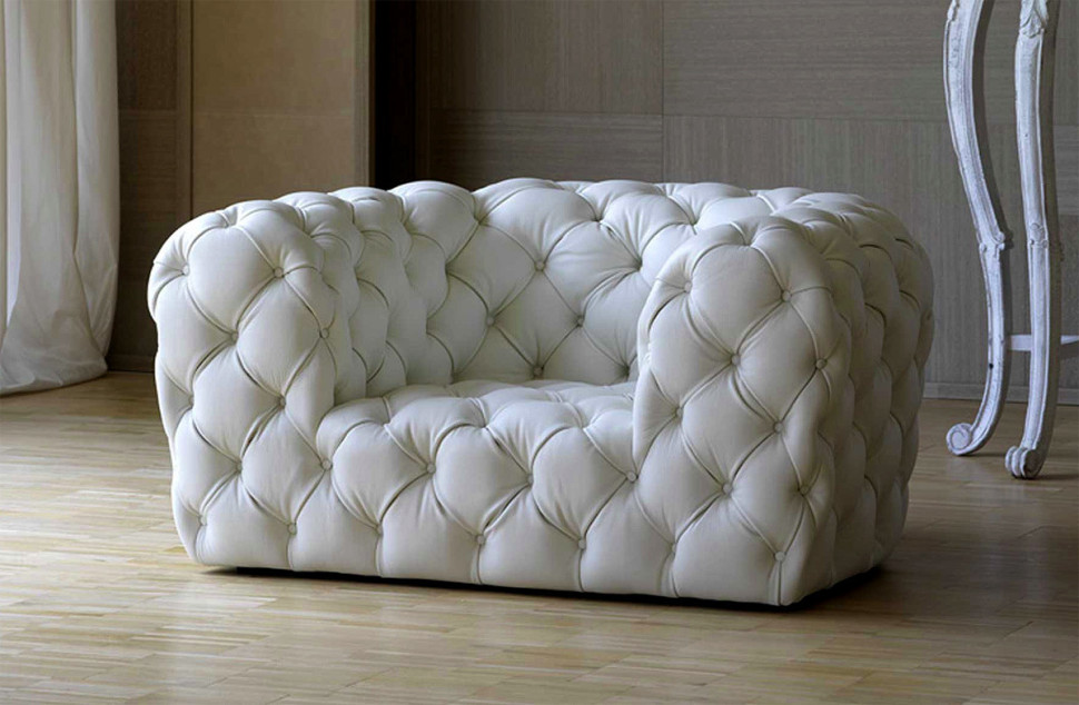 Armchair Baxter Chester moon 02