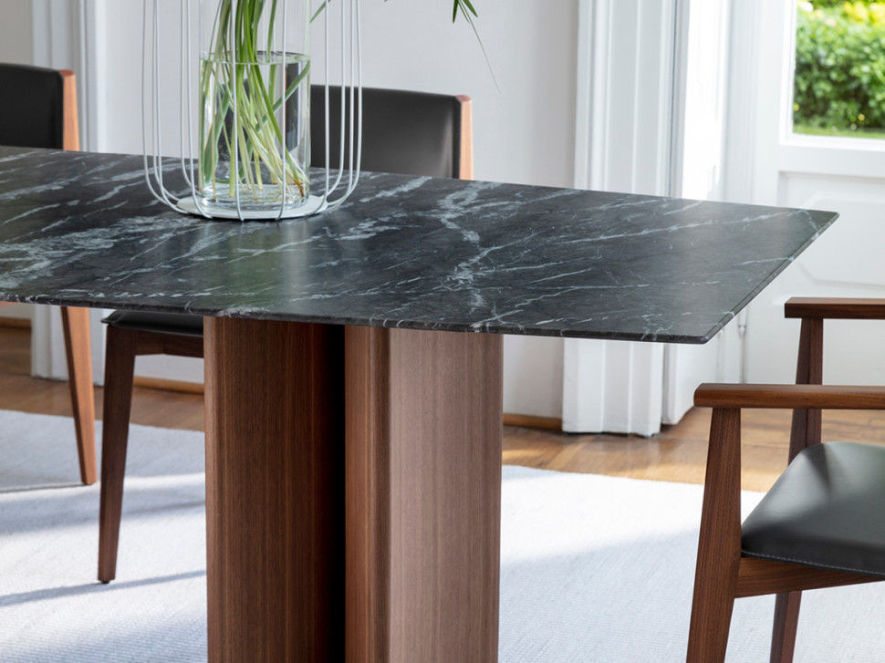 Dining Table Porada Alan