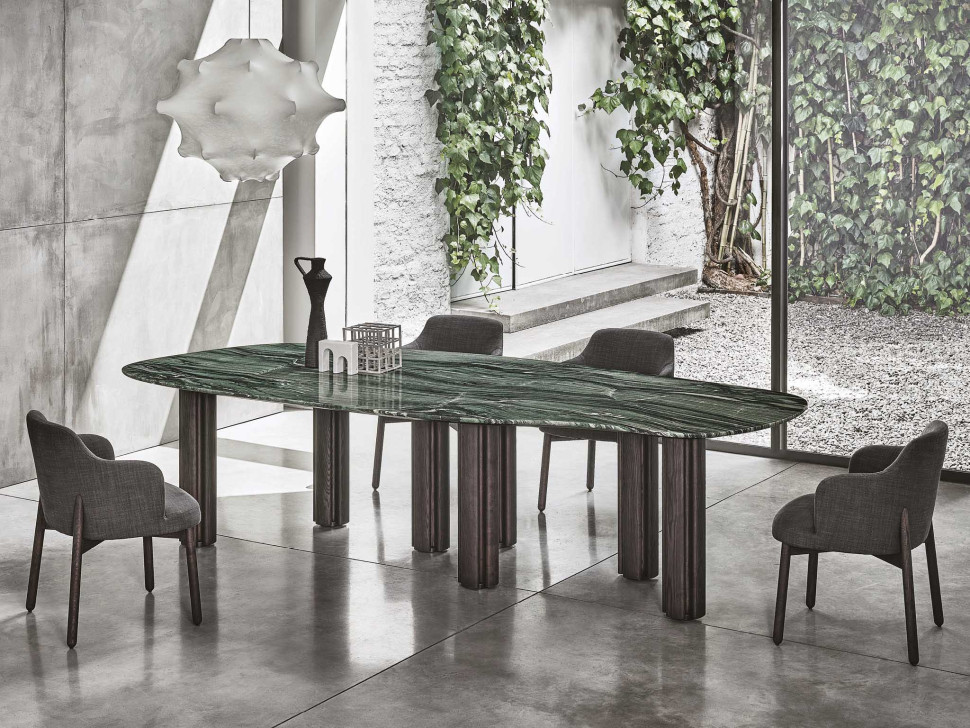 Dining Table Porada Berry