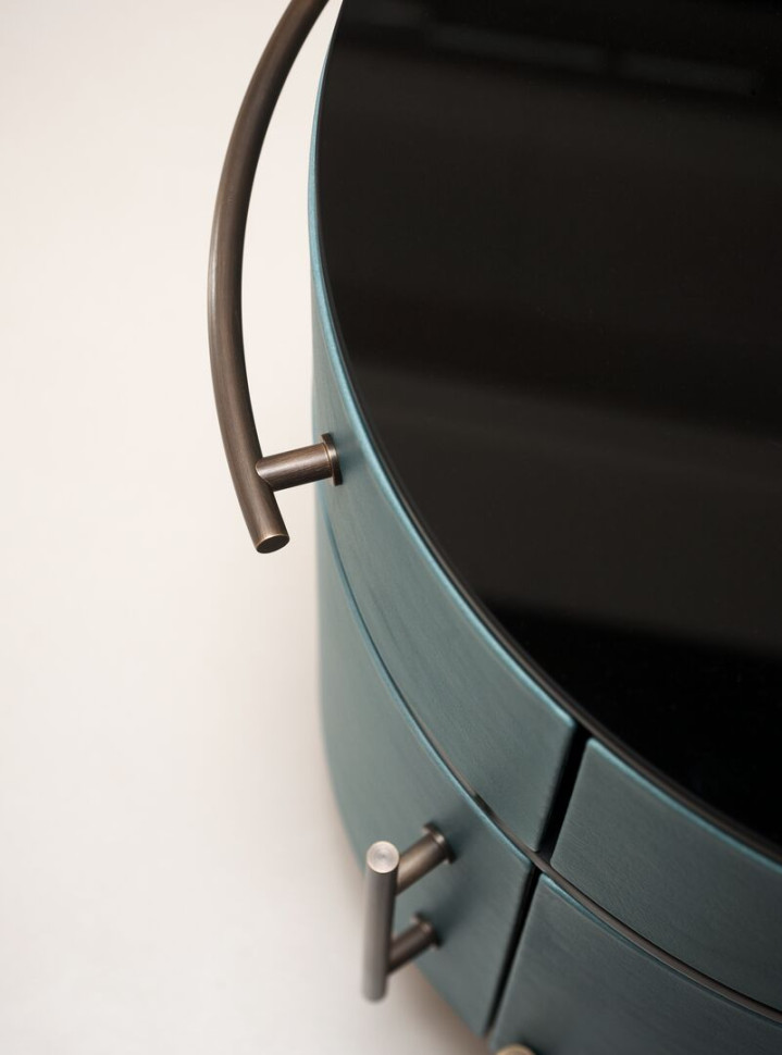 Nightstand Baxter Plisse
