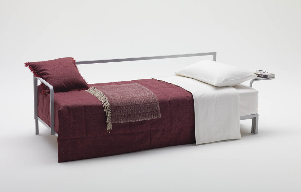 Sofa Milano Design E. Garoni - S. Sallemi Willy Side