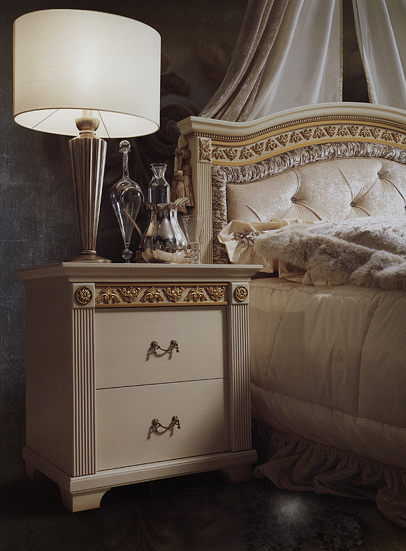 Nightstand Florence Cenedese Italian collection A21
