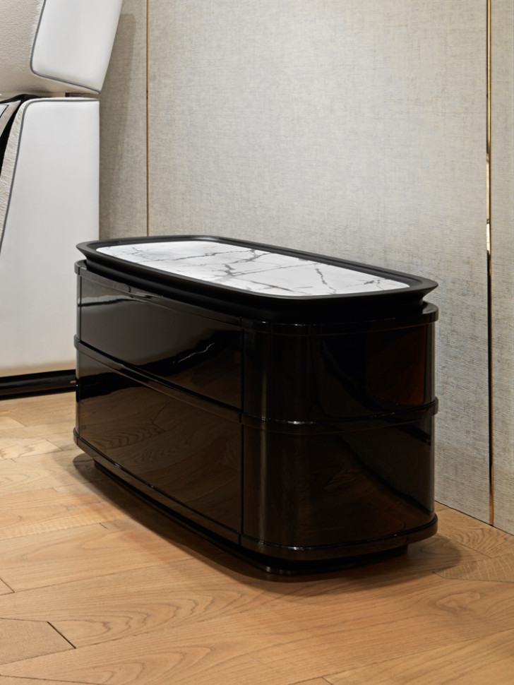 Nightstand Visionnaire Nomos