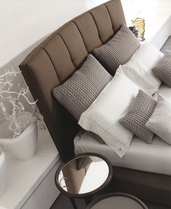 Bed Volpi Contemporary Robert