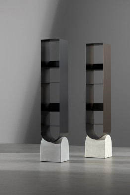 Bookshelf Vague