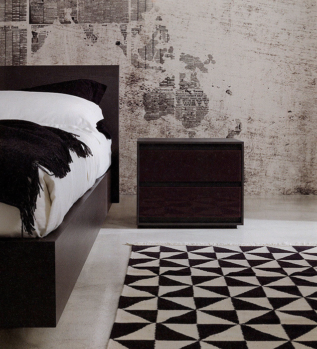 Nightstand Pin-up Veneran Pn300