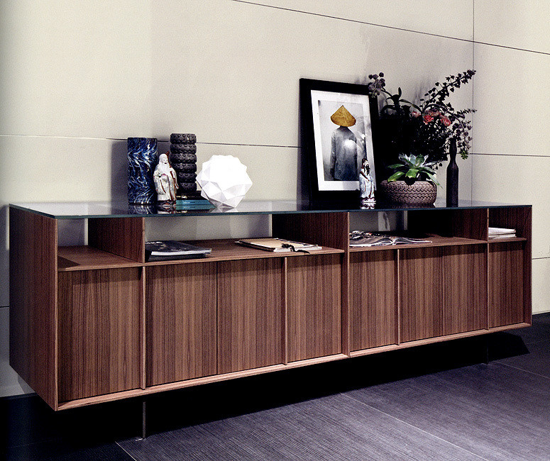 Dresser Display Former Day Dicr24