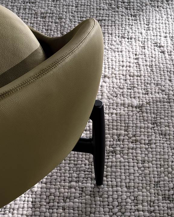 Armchair Minotti Sendai
