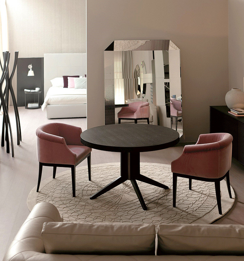 Dining Table Porada Bryant