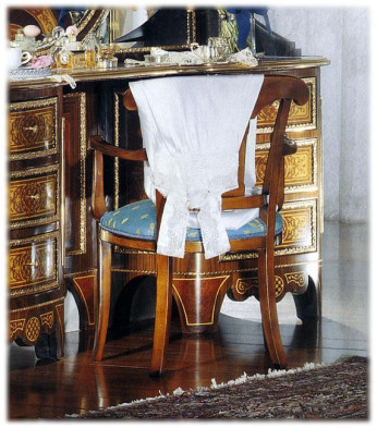 Dining Chair Mice Versailles 1911