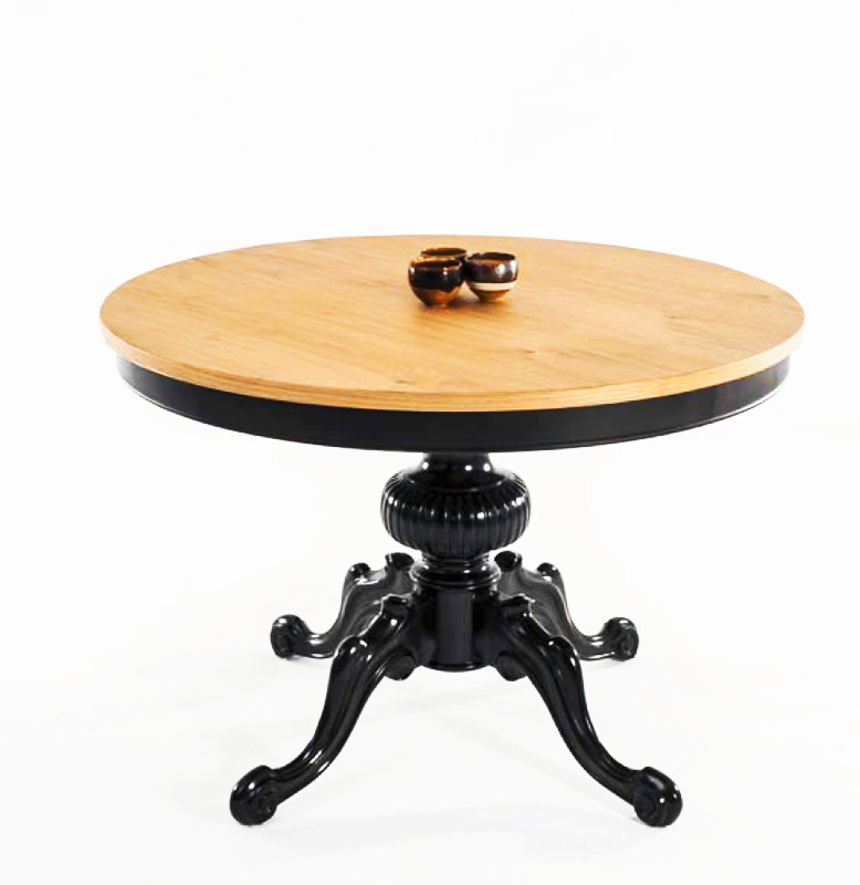 Dining Table Piermaria Graffiti Leone top rovere