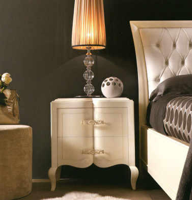 Nightstand Benedetti mobili Meridian Ali  1