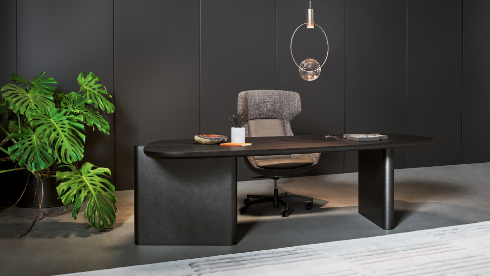 Writing Table Bonaldo Flatiron