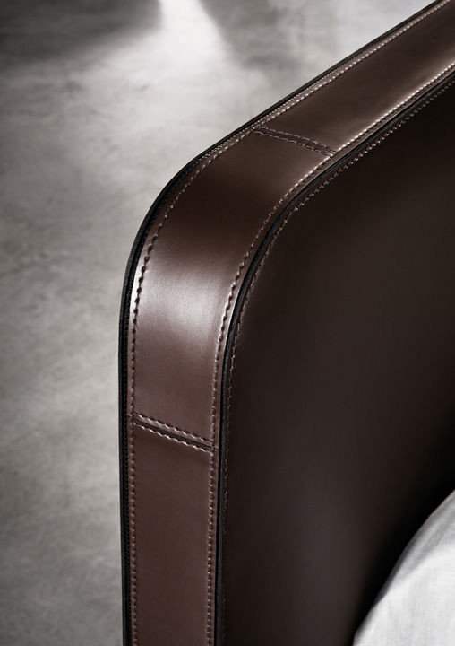 Bed Minotti Tatlin