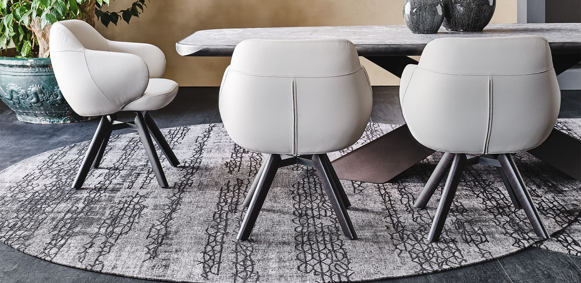 Armchair в столовую Cattelan Italia Bombe