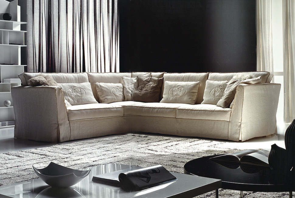 Sofa Formerin Charming and luxurios mood Otello divano