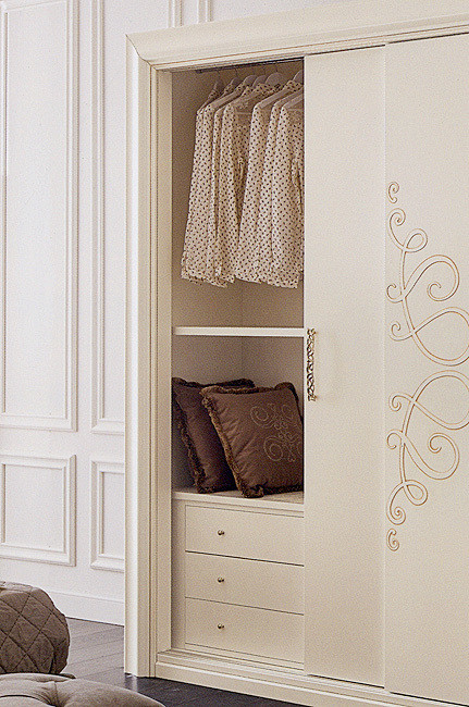 Wardrobe Seven Sedie Butterfly 0Ar141
