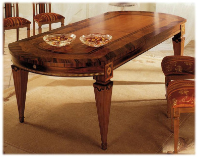 Dining Table Carpanelli Le forme dell'eleganza T 522