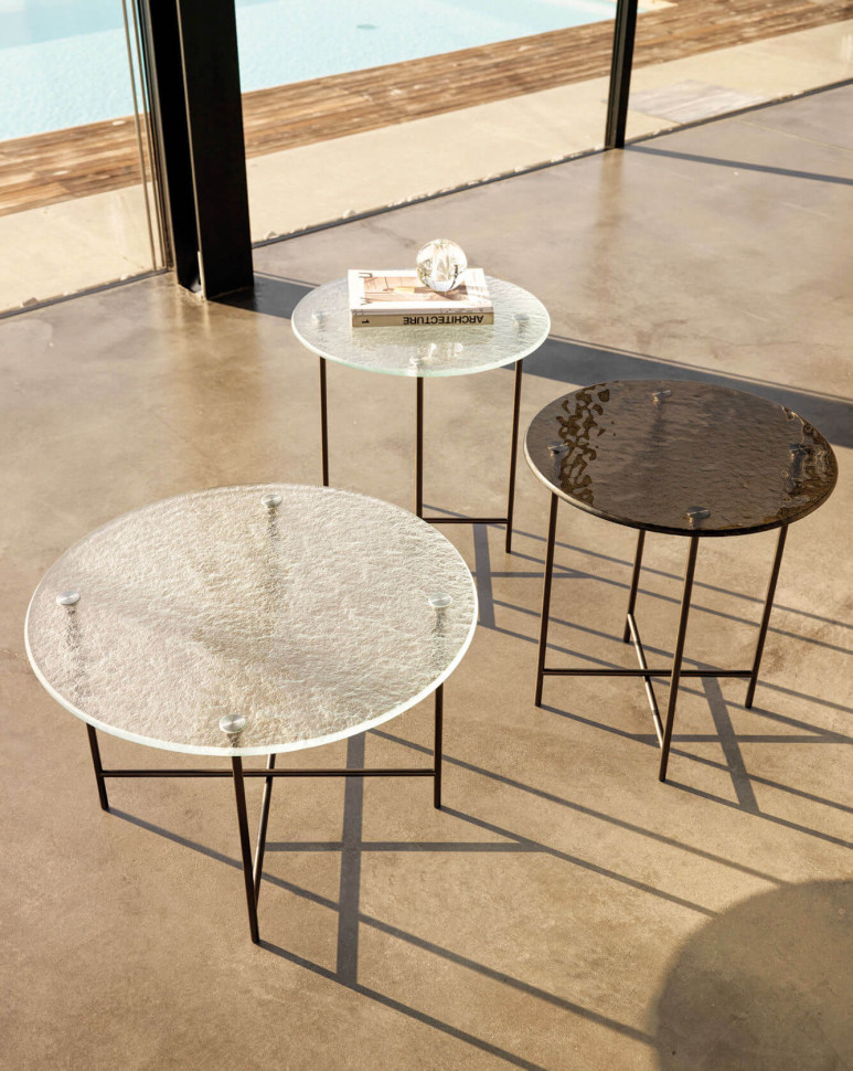 Coffee Table Desiree Nemu