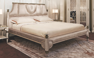 Bed Visionnaire Home philosophy Wotton belt