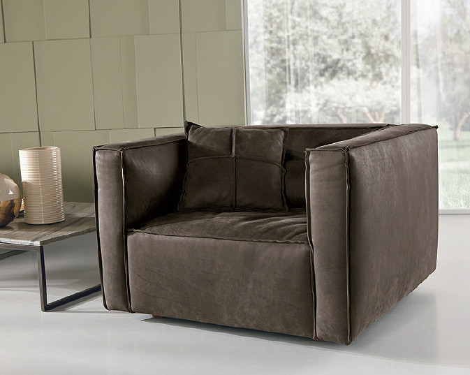 Armchair Studio Maxdivani Studio 01