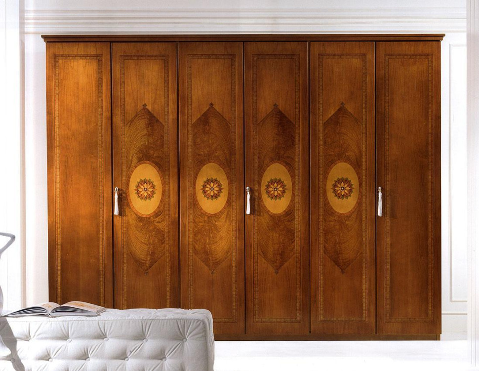 Wardrobe I rosoni Carpanelli Personal collection Ar 17