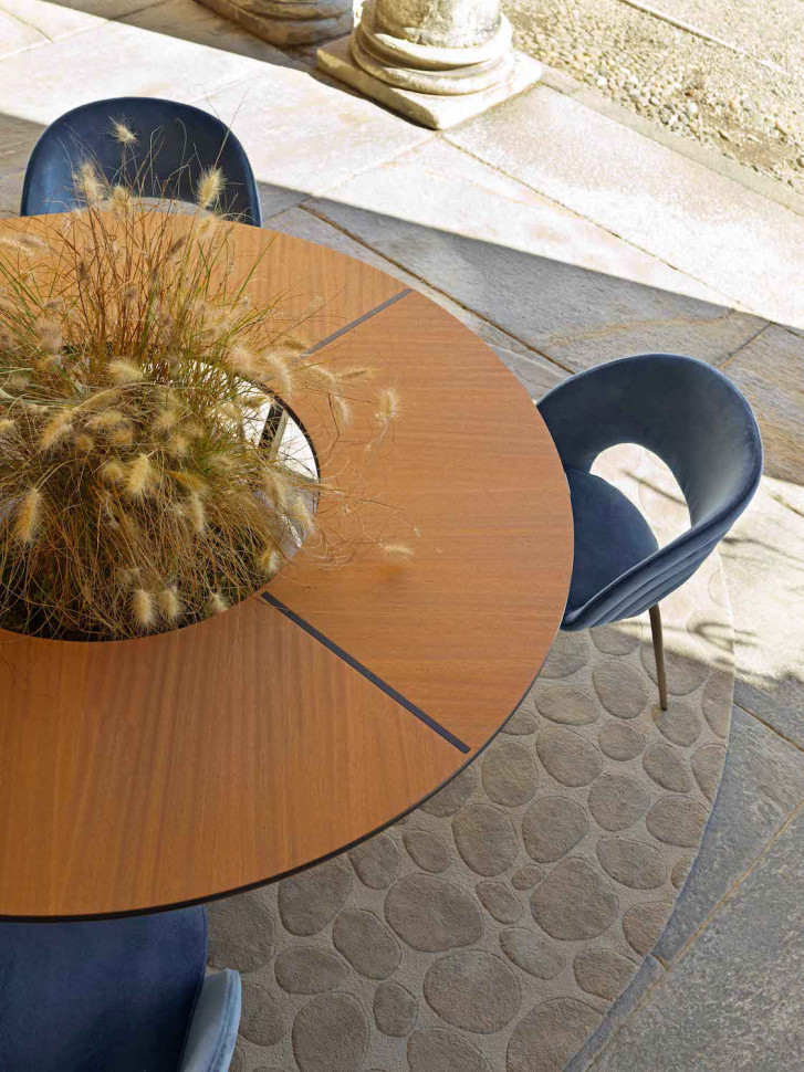 Table Visionnaire Wing