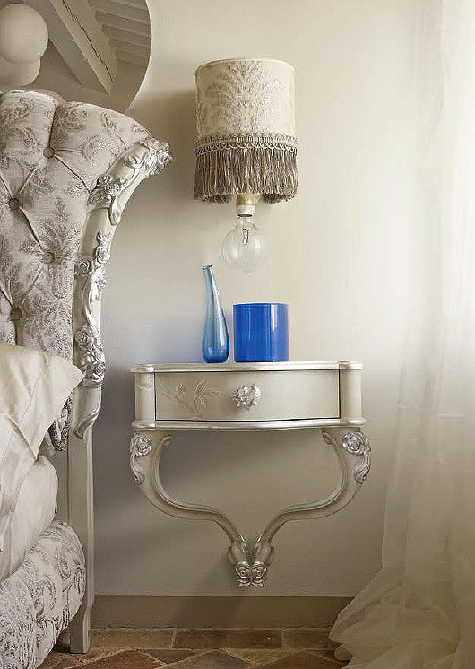 Nightstand Capri Volpi Classic 2656