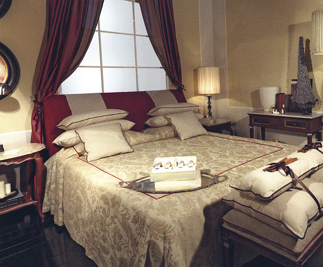 Bed Vittorio grifoni 1362