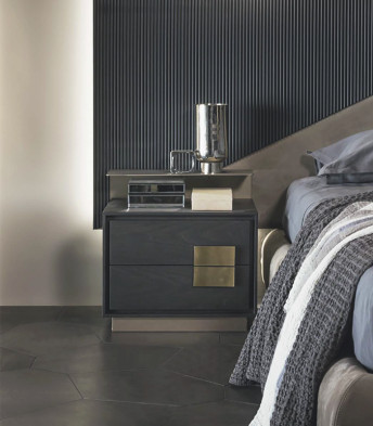 Nightstand Shake Icons Ego