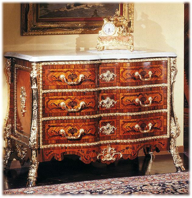 Dresser Mice Versailles 1729