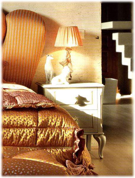 Nightstand Giulietta Volpi Classic 2644