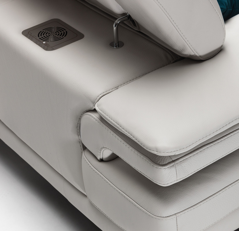 Sofa Astor Nicoline salotti Glamour A011