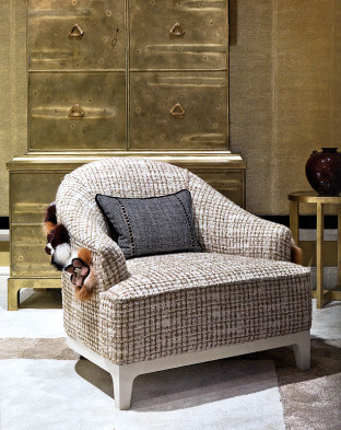 Armchair Camellia Chiara provasi Atelier Cu.27 armchair