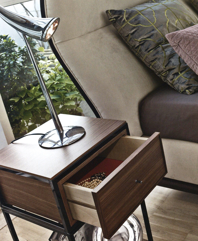 Nightstand Wallis Volpi Contemporary W001n