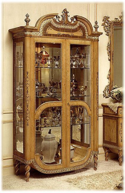 Showcase Riva Hermitage 4062
